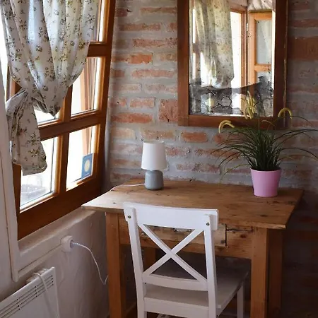 Guest house Remete-lak *