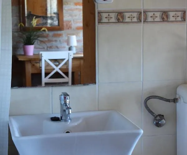 Guest house Remete-lak 3*