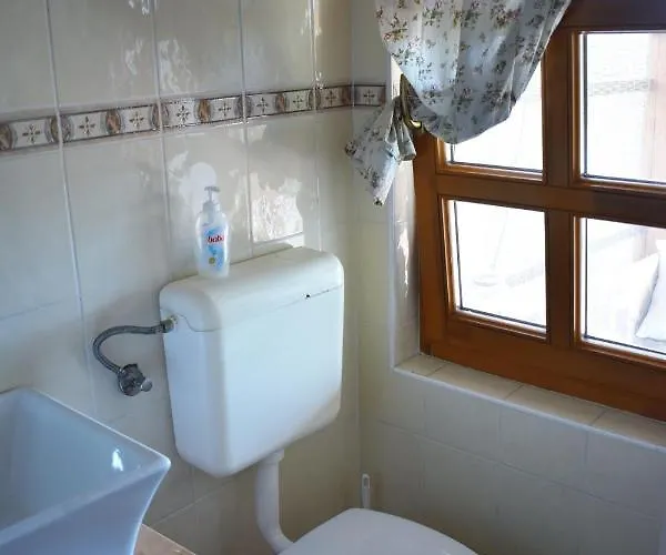 Guest house Remete-lak